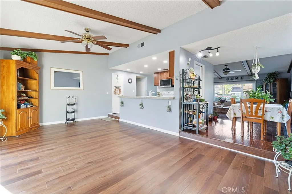 19648 Lonerock, Canyon Country, California 91351 home-pic-19